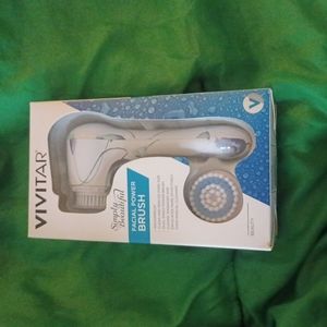 NWOT Vivitar Simply Beautiful) Facial Power Brush